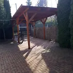 Tiszaloki Apartmanhaz Отель