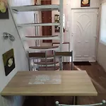 Tiszaloki Apartmanhaz Отель